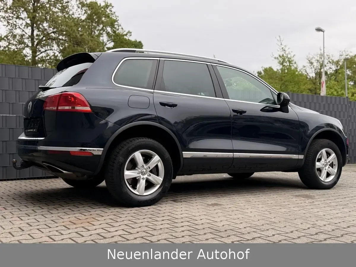 Gebraucht VW Touareg Terrain Tech 262 PS (192 kW) 2017 Blau SUV