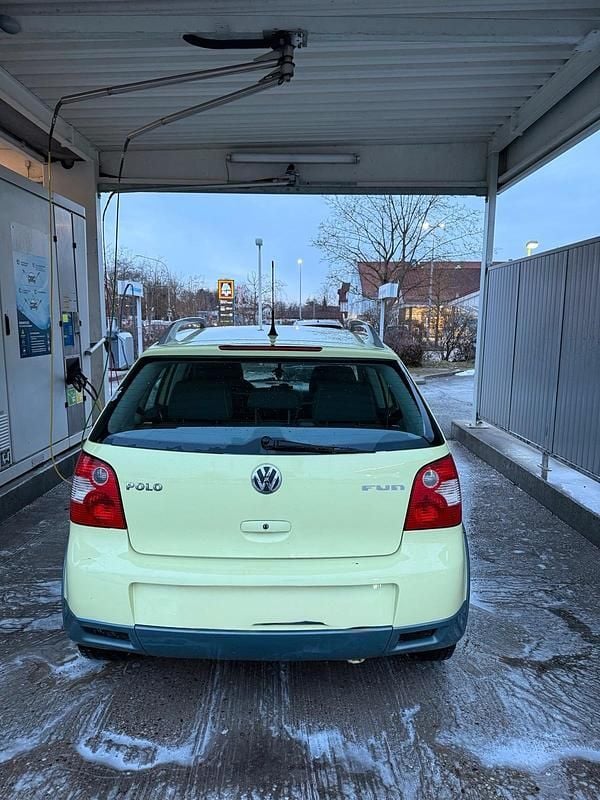 Gebraucht VW Polo Cross 101 PS (74 kW) 2005 Grün Kleinwagen