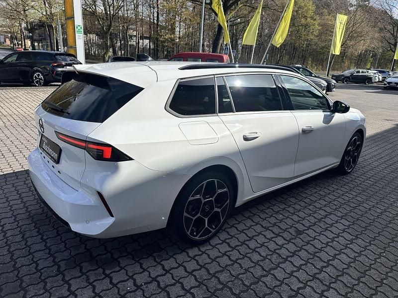 Gebraucht Opel Astra Ultimate 131 PS (96 kW) 2024 Weiß Limousine