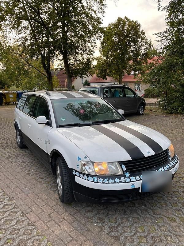 Gebraucht VW Passat 90 PS (66 kW) 1999 Weiß Kombi