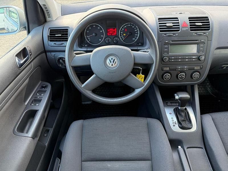 Gebraucht VW Golf V Trendline 102 PS (75 kW) 2005 Silber Limousine