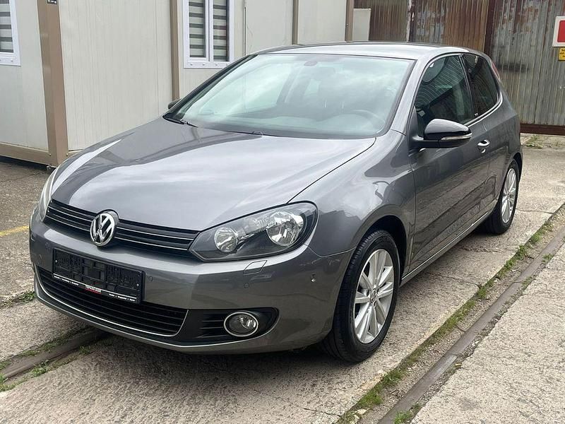 Grau Gebraucht 2011 VW Golf VI Style | 4.590 € (Guter Preis) - Bild 1/4