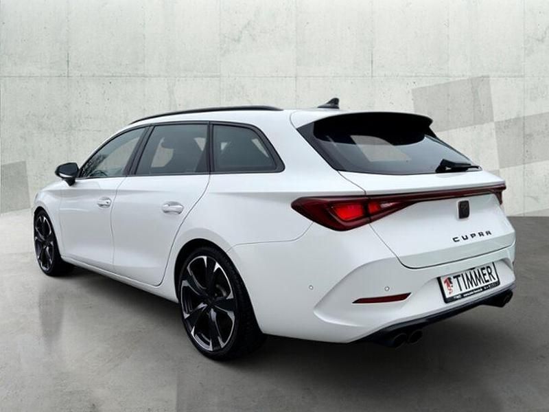Second-hand Cupra Leon VZ 310 CP (228 kW) 2023 Alb Break