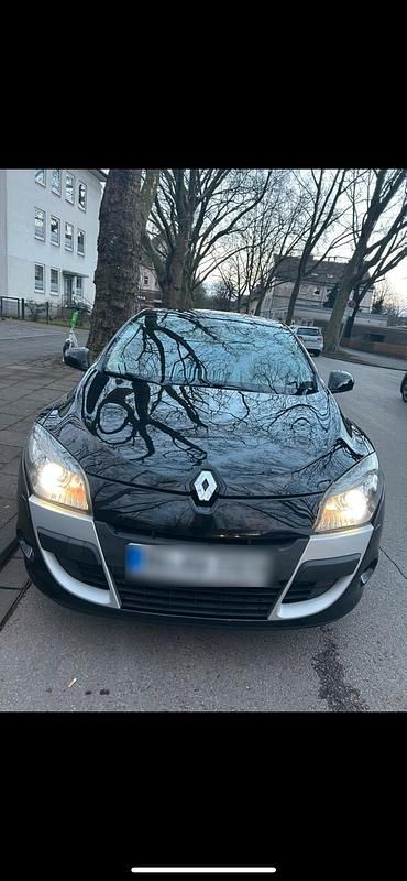 Schwarz Gebraucht 2013 Renault Mégane Coupé Bose Edition Coupé | 5.400 € - Bild 1/4