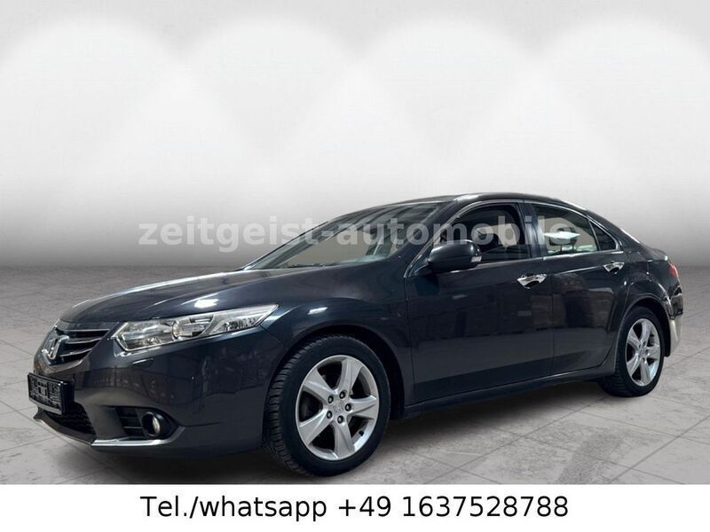 Grau Gebraucht 2012 Honda Accord Executive Limousine | 9.685 € (Fairer Preis) - Bild 1/4