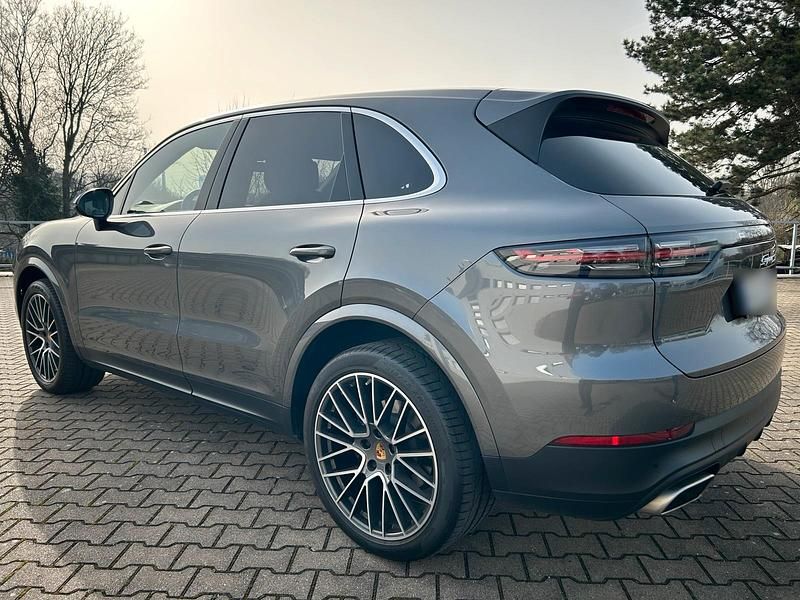 Gebraucht Porsche Cayenne 340 PS (250 kW) 2018 Grau SUV