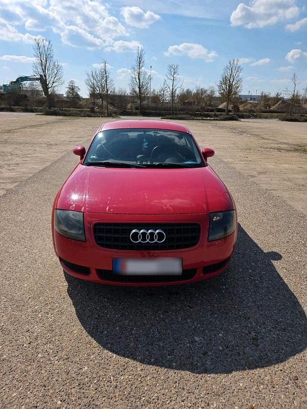 Second-hand Audi TT 150 CP (110 kW) 2003 Roșu Coupe