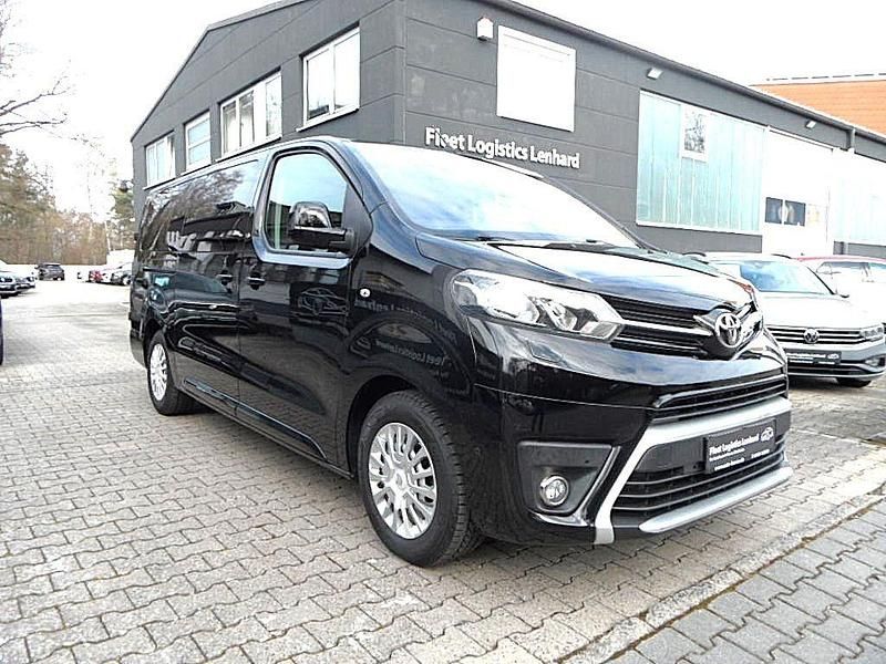 Gebraucht Toyota Proace 120 PS (88 kW) 2020 Schwarz Van / Kleinbus