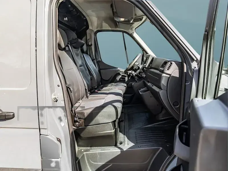 Gebraucht Renault Master 135 PS (99 kW) 2022 Grau Van / Kleinbus