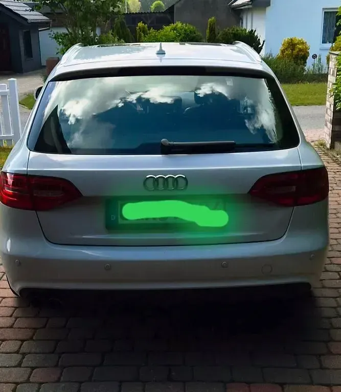 Gebraucht Audi A4 177 PS (130 kW) 2013 Weiß Kombi