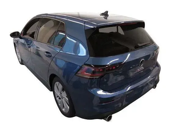 Gebraucht VW Golf VIII GTI 265 PS (194 kW) 2024 Anemonenblau metallic (metallic) Limousine