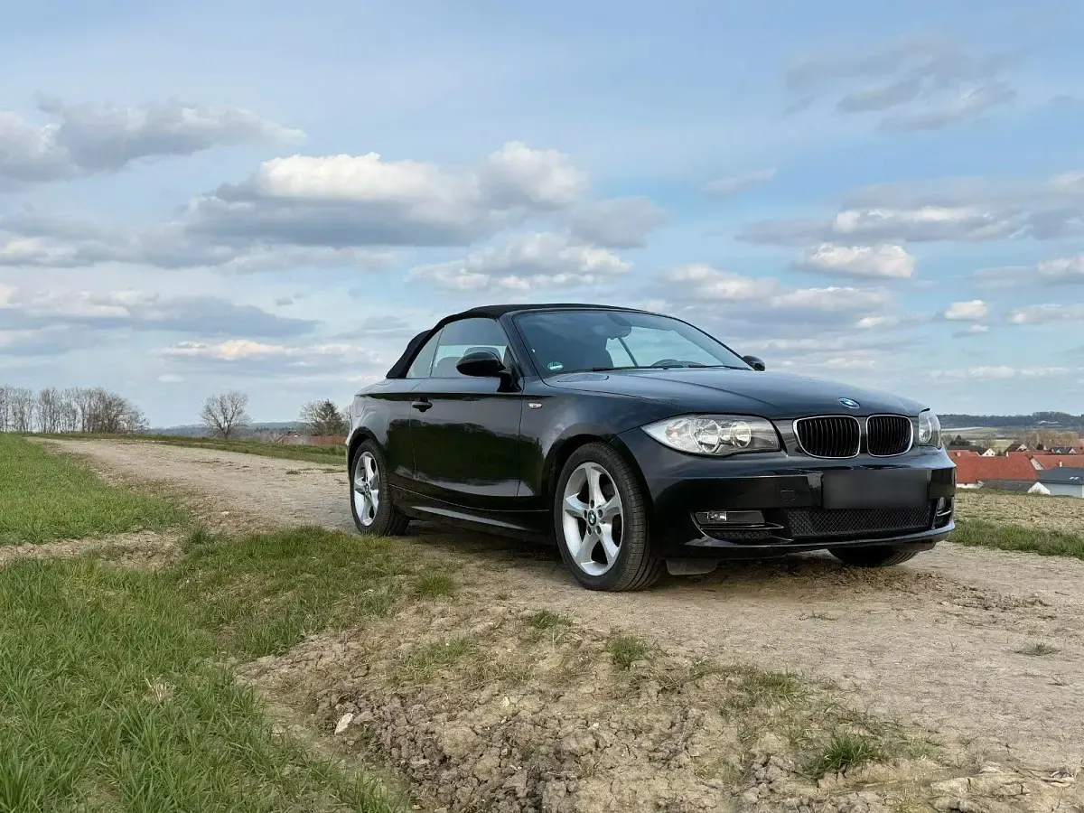 Gebraucht BMW 118 Cabriolet Performance 143 PS (105 kW) 2009 Schwarz Cabrio
