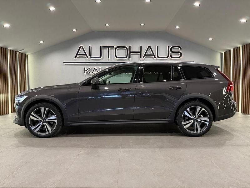 Occasion Volvo V60 CC Plus 197 ch (144 kW) 2023 Gris Break