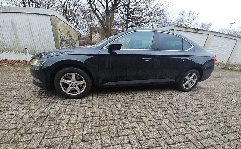 Gebraucht Skoda Superb Style 220 PS (161 kW) 2018 Schwarz Limousine