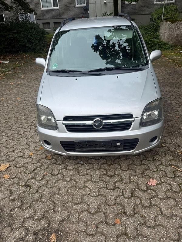 Silber Gebraucht 2004 Opel Agila Kleinwagen | 650 € (Guter Preis) - Bild 1/4