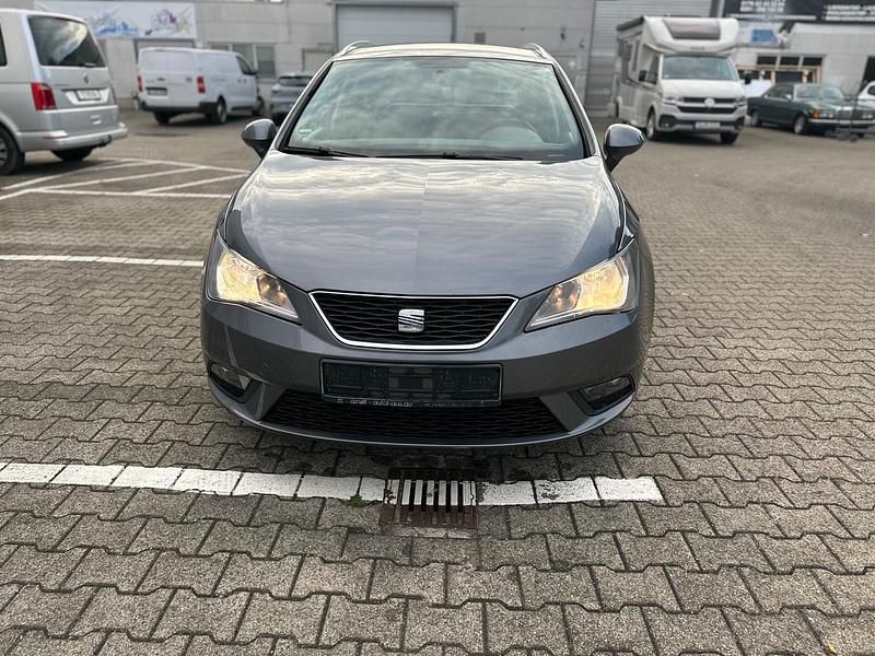 Grau Gebraucht 2012 Seat Ibiza ST Kombi | 4.700 € (Guter Preis) - Bild 1/4