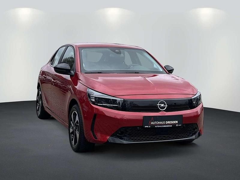 Gebraucht Opel Corsa-e Edition 100 kW (136 PS) 2023 Peperoncino red Kleinwagen