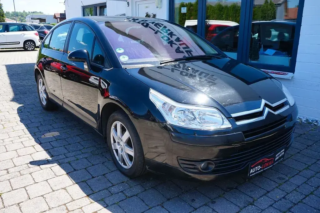 Gebraucht Citroën C4 Comfort 109 PS (80 kW) 2008 Schwarz Limousine