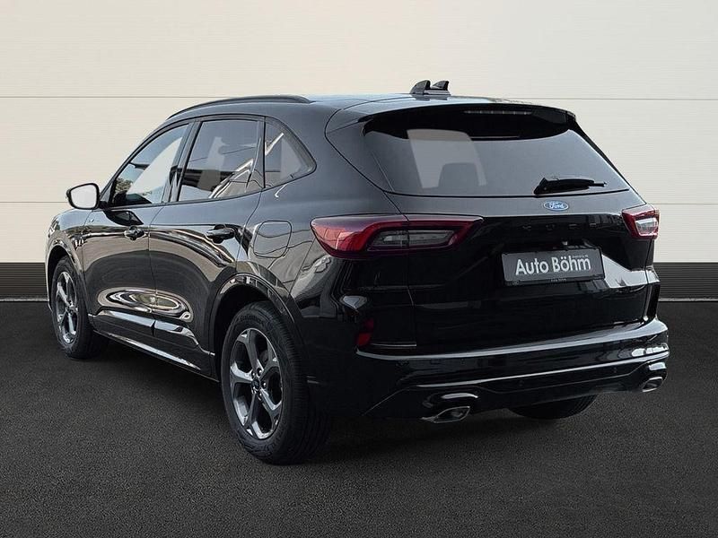 Neu Ford Kuga ST-Line 186 PS (136 kW) 2025 Schwarz(metallic) SUV