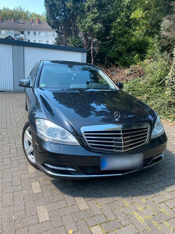 Gebraucht Mercedes S350 350 PS (257 kW) 2012 Schwarz Limousine