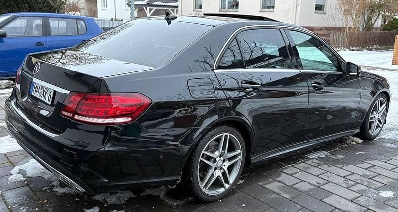 Gebraucht Mercedes 220 136 PS (100 kW) 2013 Schwarz Limousine