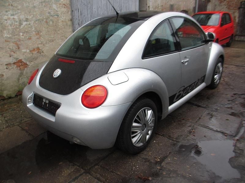 Gebraucht VW New Beetle 115 PS (84 kW) 2000 Silber Kleinwagen