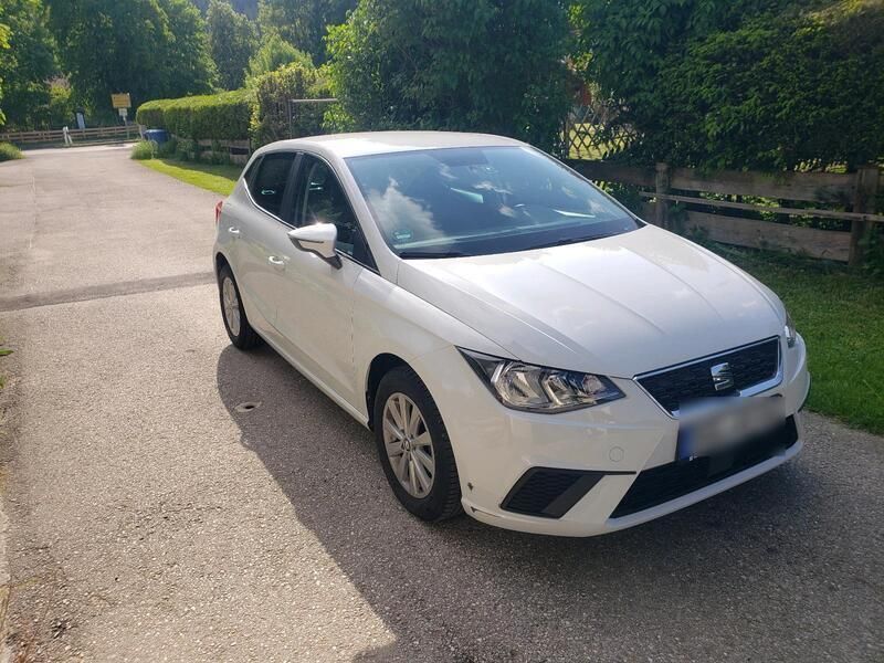 Weiß Gebraucht 2020 Seat Ibiza Limousine | 11.150 € (Guter Preis) - Bild 1/4