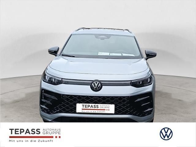 Neu VW Tayron R-line 177 PS (130 kW) 2026 Silber SUV
