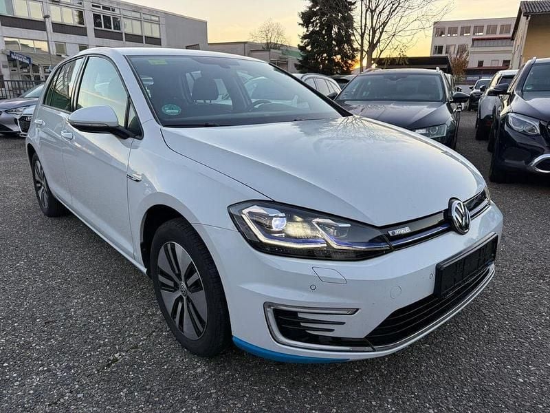 Weiß Gebraucht 2020 VW Golf Limousine | 11.900 € (Superpreis) - Bild 1/4
