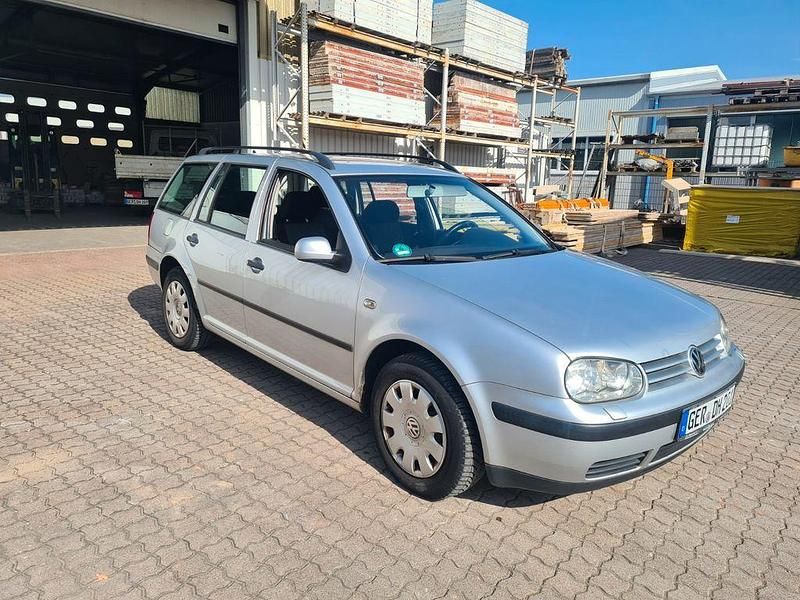 Gebraucht VW Golf IV Basis 101 PS (74 kW) 2004 Silber Kombi