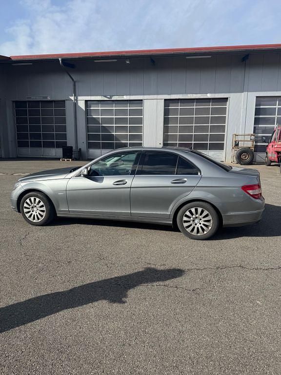 Gebraucht Mercedes C180 Elegance 156 PS (114 kW) 2007 Silber Limousine