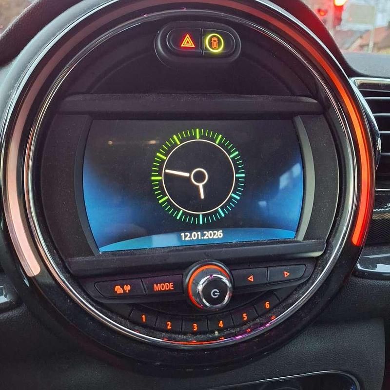 Schwarz Gebraucht 2019 Mini One Clubman Kombi | 16.200 € (Fairer Preis) - Bild 1/4