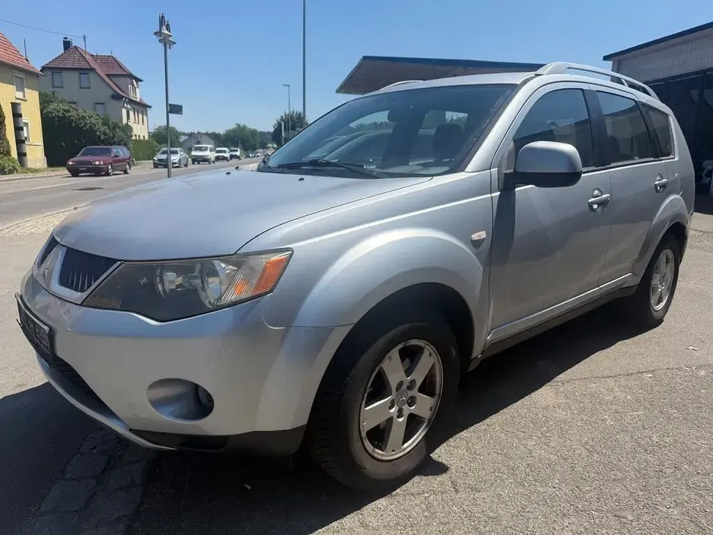 Gebraucht Mitsubishi Outlander Invite 140 PS (102 kW) 2007 Silber SUV