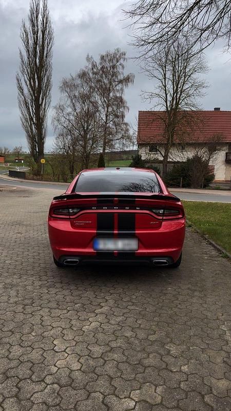 Gebraucht Dodge Charger 300 PS (220 kW) 2016 Rot Limousine