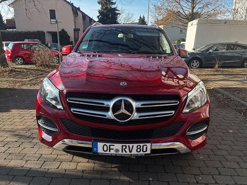 Gebraucht Mercedes GLE350 258 PS (189 kW) 2018 Rot SUV