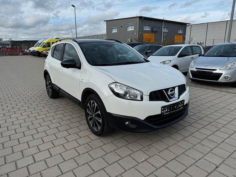 Weiß Gebraucht 2013 Nissan Qashqai 360º SUV | 6.250 € (Guter Preis) - Bild 1/4