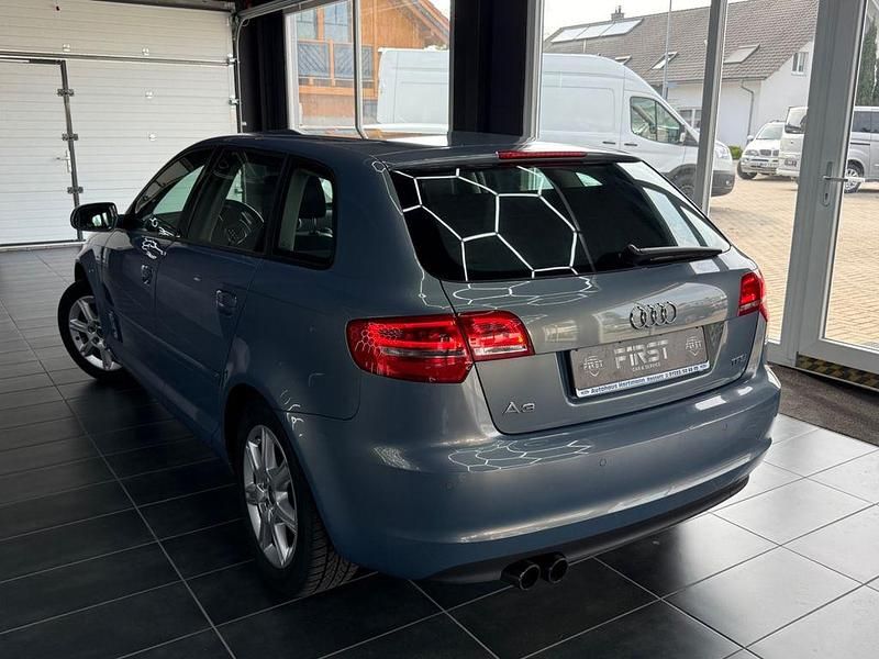 Gebraucht Audi A3 Sport 160 PS (117 kW) 2012 Blau Kleinwagen