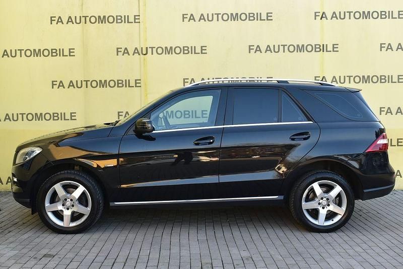 Gebraucht Mercedes ML250 204 PS (150 kW) 2012 Schwarz SUV