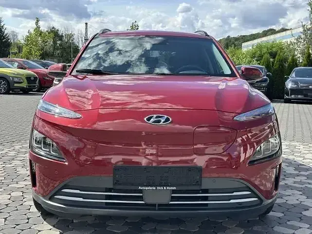 Gebraucht Hyundai Kona Trend 150 kW (204 PS) 2023 Rot SUV