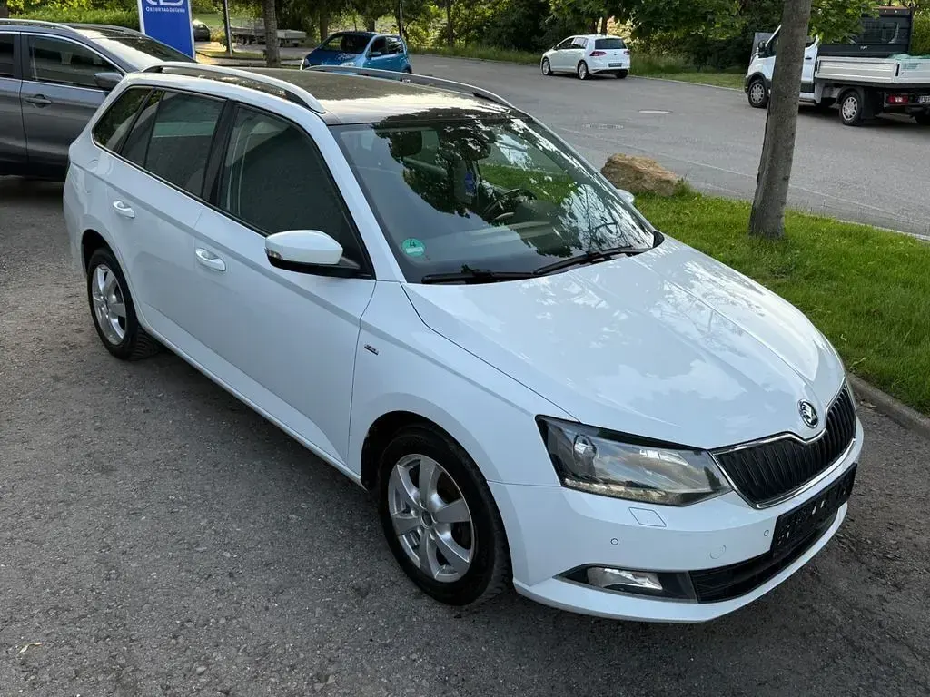 Gebraucht Skoda Fabia 90 PS (66 kW) 2017 Weiß Kombi