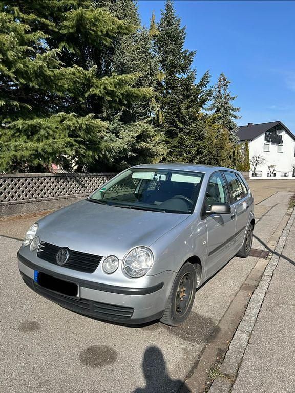 Gebraucht VW Polo 64 PS (47 kW) 2003 Silber Limousine