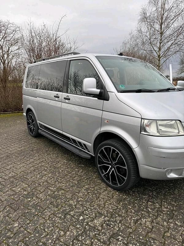 Gebraucht VW T5 130 PS (95 kW) 2008 Silber Van