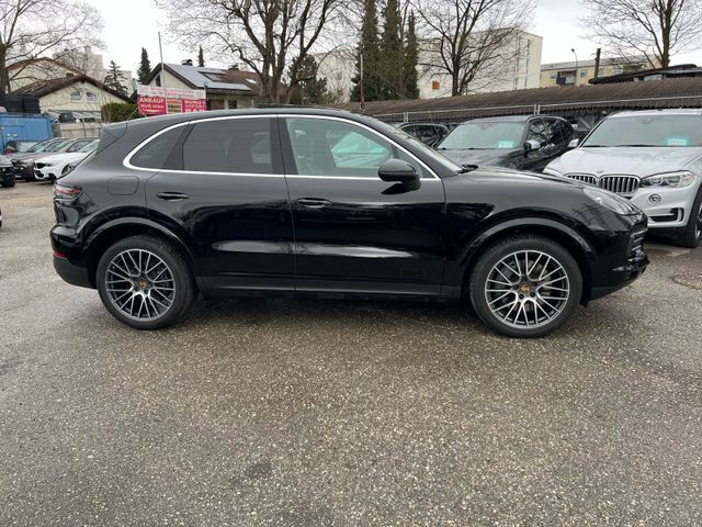 Schwarz Gebraucht 2021 Porsche Cayenne S SUV | 73.900 € (Superpreis) - Bild 1/4