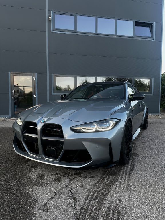 Grau Gebraucht 2024 BMW M3 Shadowline Kombi | 83.500 € (Superpreis) - Bild 1/4