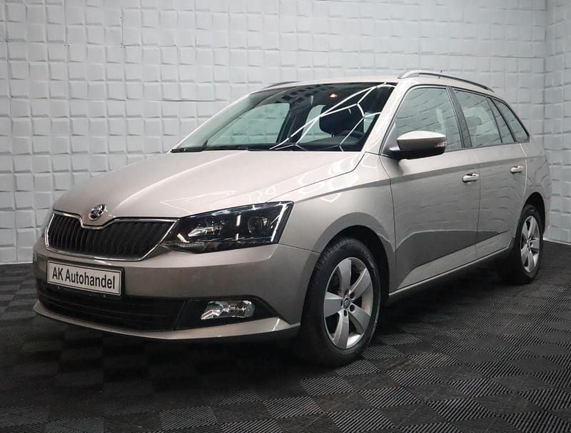 Gebraucht Skoda Fabia Ambition 95 PS (69 kW) 2017 Beige Kombi