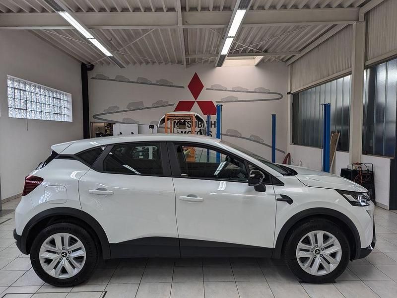 Neu Mitsubishi ASX Basis 91 PS (66 kW) 2025 Weiß SUV