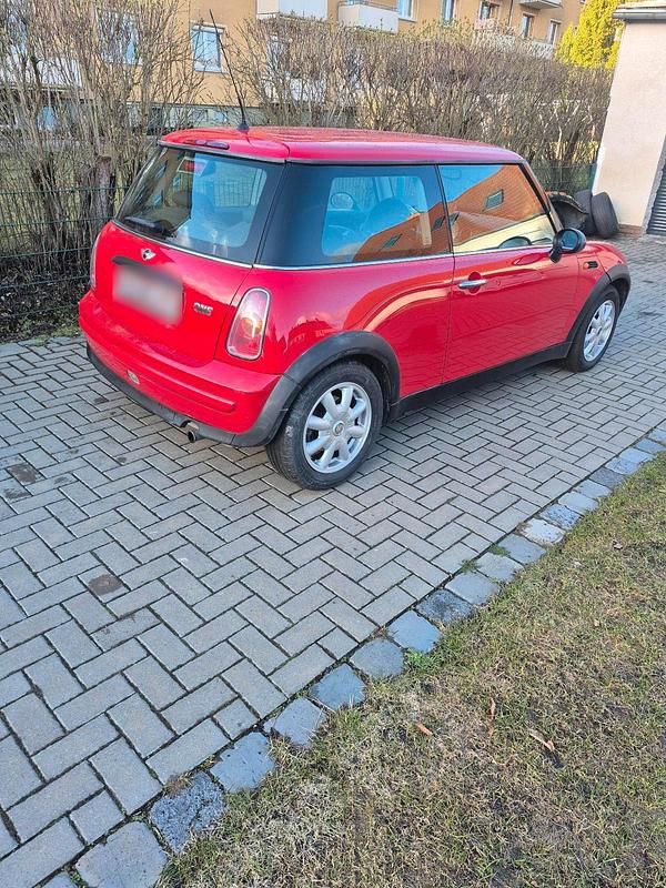 Gebraucht Mini Cooper 90 PS (66 kW) 2002 Rot Kleinwagen