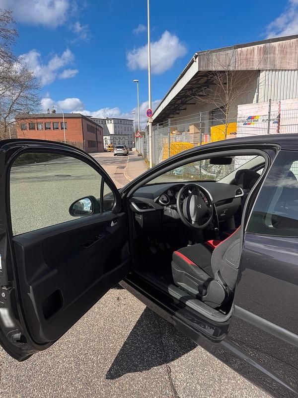 Gebraucht Peugeot 207 73 PS (53 kW) 2007 Schwarz Kleinwagen
