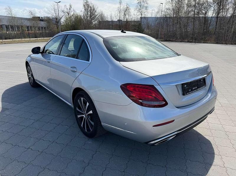 Gebraucht Mercedes E350 286 PS (210 kW) 2018 Iridiumsilber  metalliclack Limousine