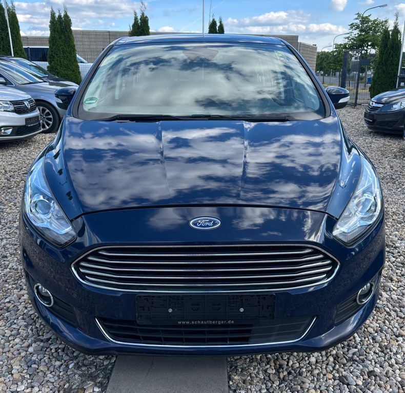Gebraucht Ford S-MAX Titanium 150 PS (110 kW) 2016 Blau Van / Kleinbus